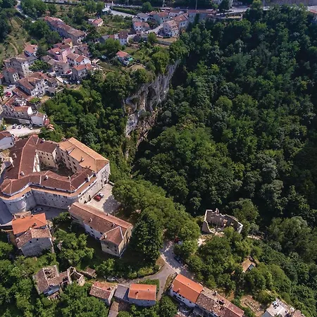 2 Bedroom Cozy In Lejlighed Veli Ježenj
