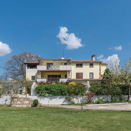 2 Bedroom Cozy In Lejlighed Veli Ježenj
